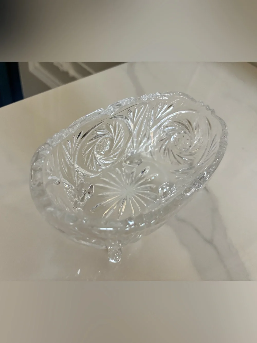 Clear Pressed Glass Footed Bowl - Elegant Crystal-Style Home Accent